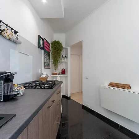 לינה וארוחת בוקר Inntrastevere