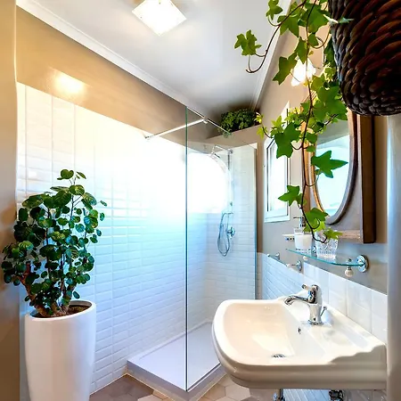לינה וארוחת בוקר Inntrastevere 5*